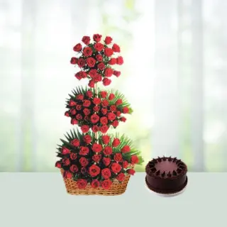 Send 100 Red Roses Flowers Bouquet with 1Kg Chocolate Cake Gift Online in India