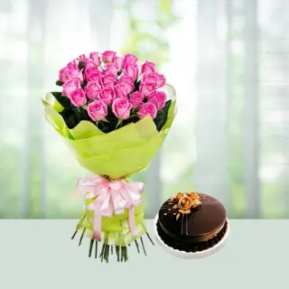 Send 12 Pink or Peach Roses Flowers Bouquet with Half Kg Chocolate Cake Gift Online in India