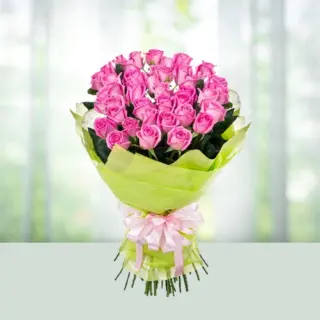 Send Flowers Bouquet 40 Pink Colour Roses Gift Online in India