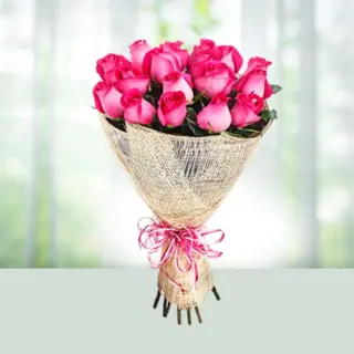 Send Flowers Bouquet 15 Pink Roses Gift Online in India