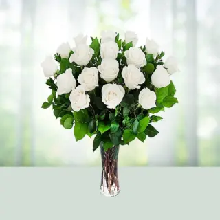 Send Flowers Bouquet 18 Beautiful White Roses Gift Online in India