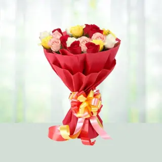 Send Flowers Bouquet 18 Red White Pink Yellow Roses Gift Online in India
